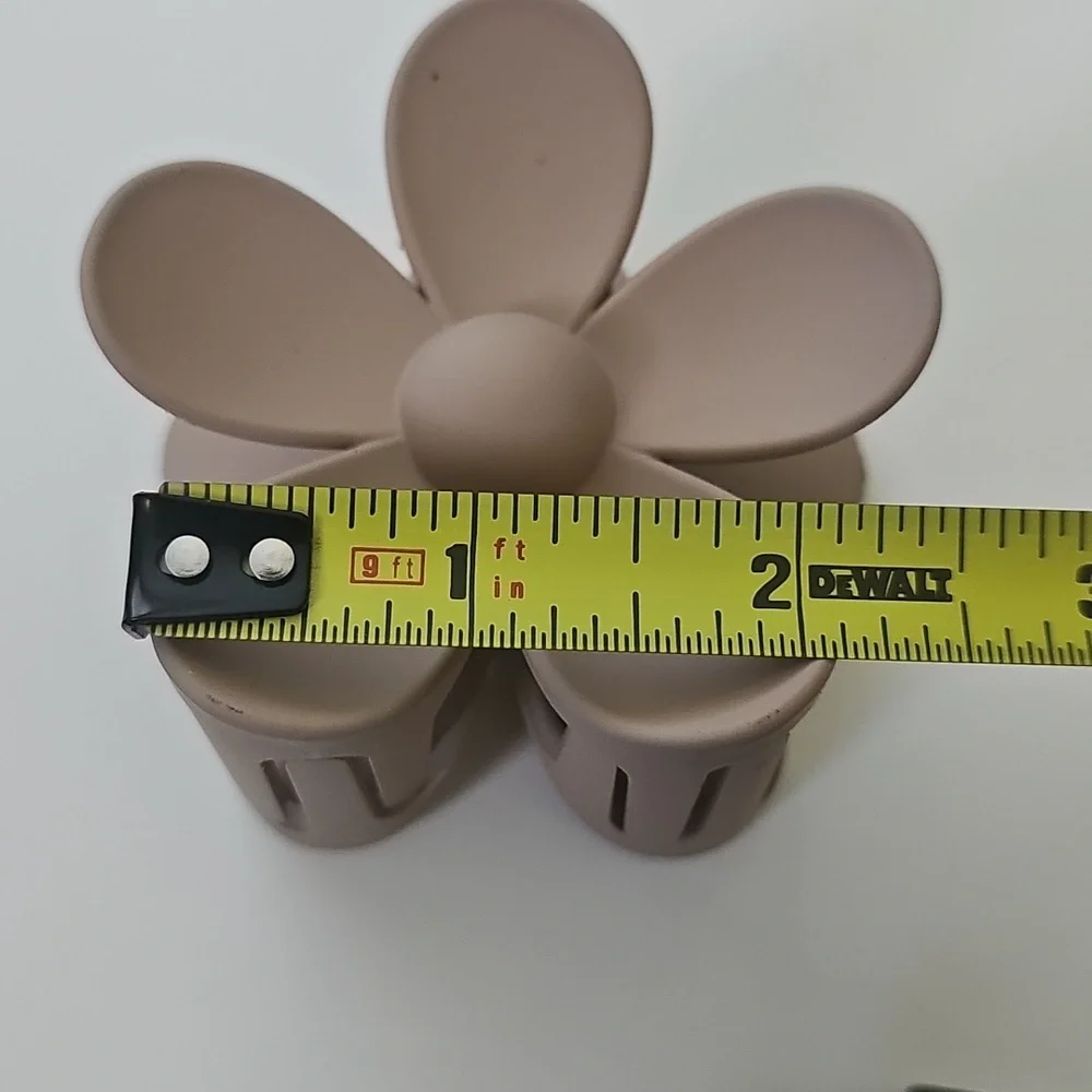 Beige & Black Hair Clips Bundle Of 2